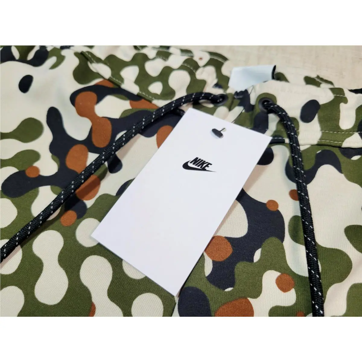 Nike clothing - Nike NSW Tech Fleece - NSW Tech Fleece - DD4692-326 - Green Brown Camouflage 6