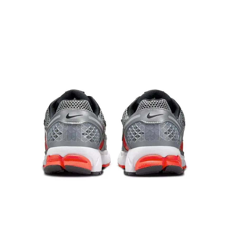 Nike shoes - Nike Zoom Vomero - Zoom Vomero - FJ4151 005 - METALLIC SILVER BLACK 3