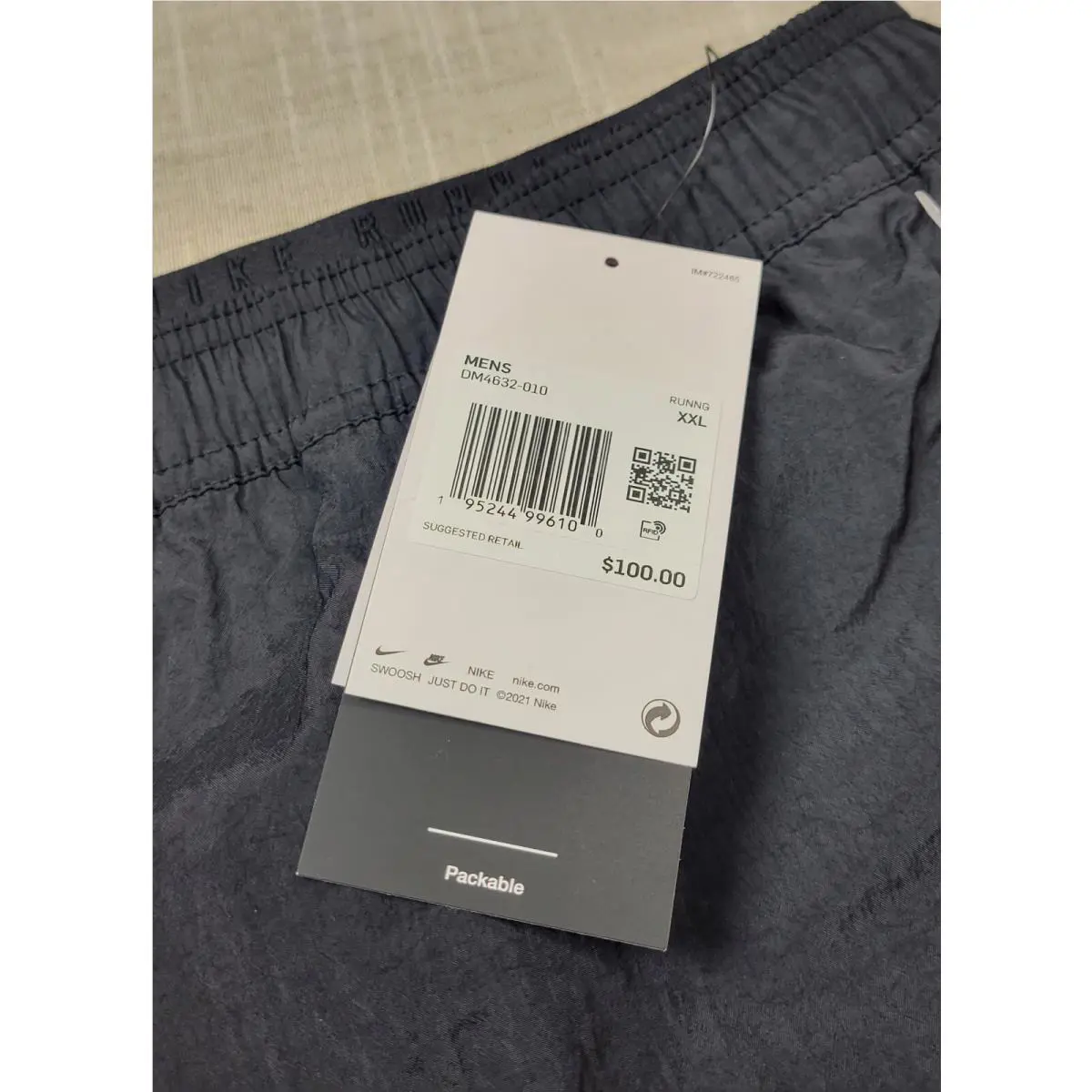 Nike clothing - NIKE Run Division - Run Division - DM4632-010 - Black Gray 11