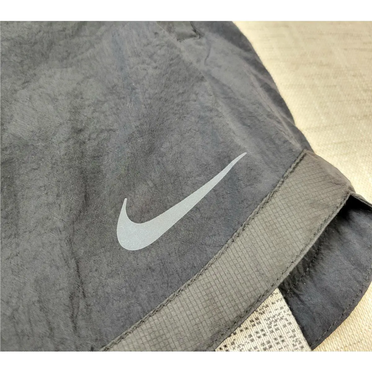 Nike clothing - NIKE Run Division - Run Division - DM4632-010 - Black Gray 6