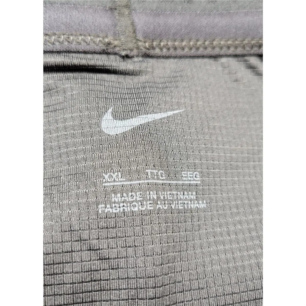 Nike clothing - NIKE Run Division - Run Division - DM4632-010 - Black Gray 28