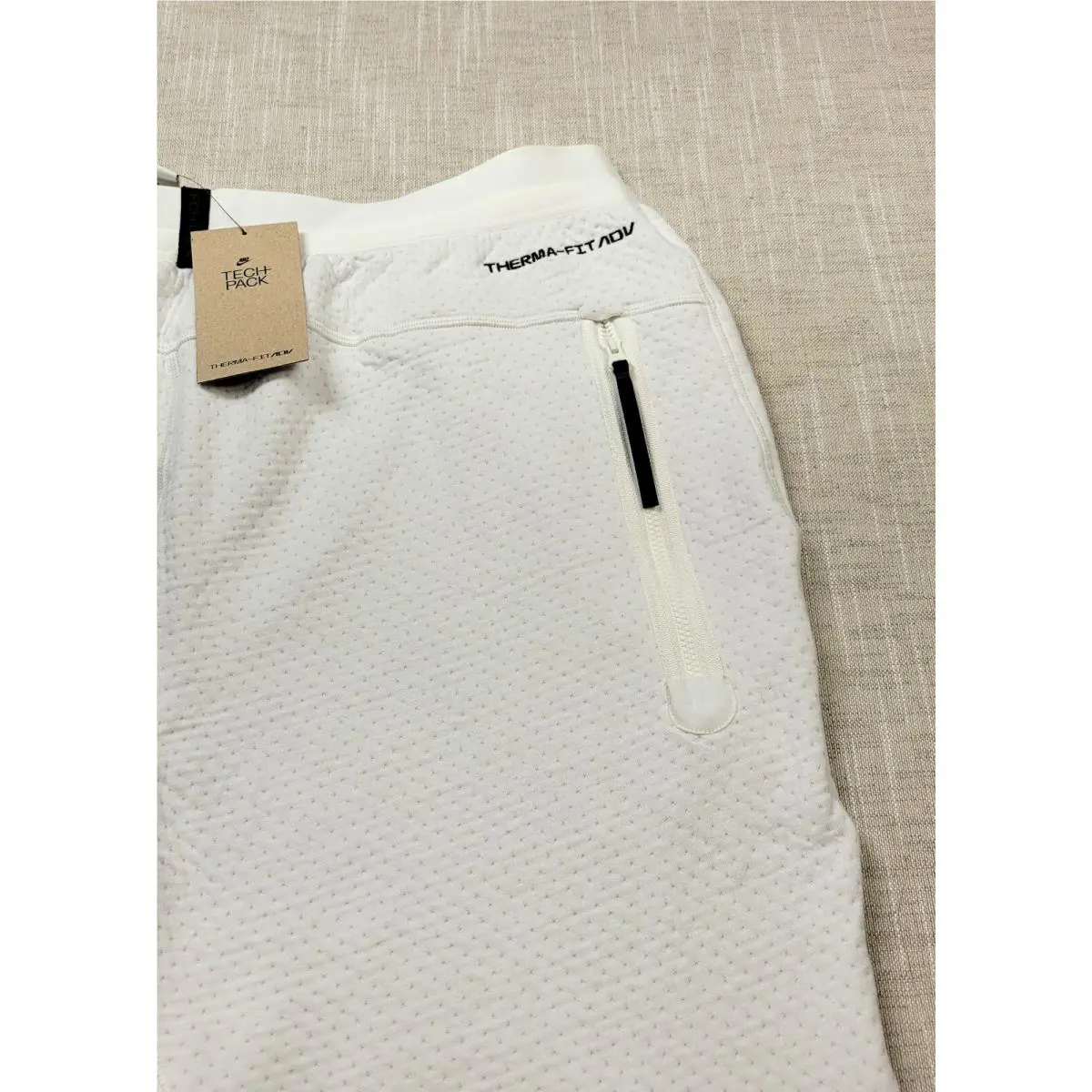 Nike clothing - Nike Therma-FIT ADV Tech Pack - DD6625-133 - White 4