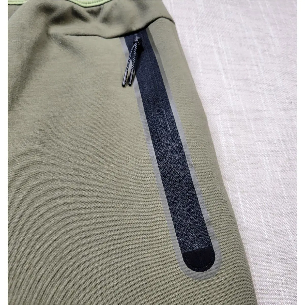 Nike clothing - Nike Tech Fleece - Tech Fleece - CU4495-222 - Green Black 4
