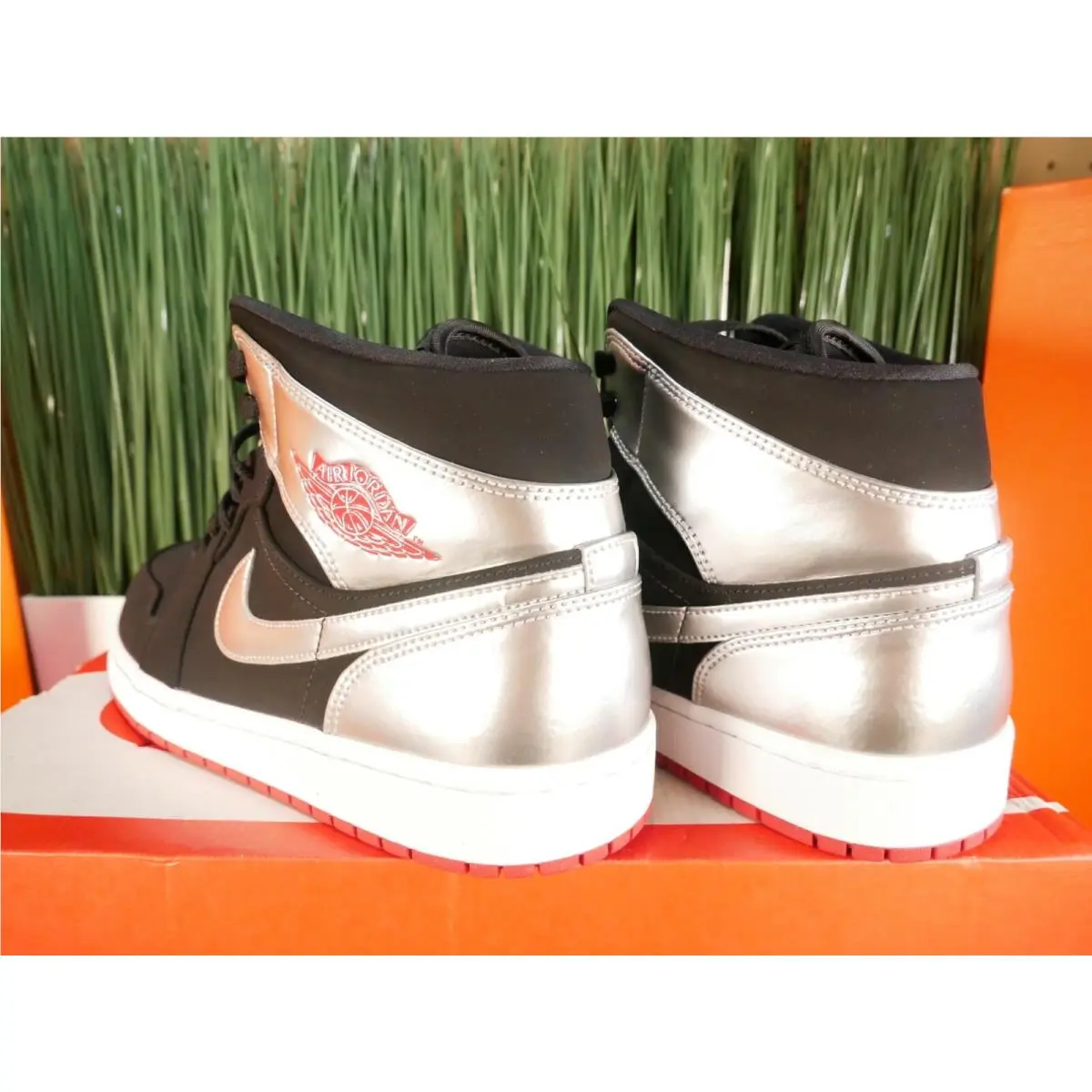 Nike shoes - Air Jordan 1 Mid - Air Mid - 554724 057 - Black 7