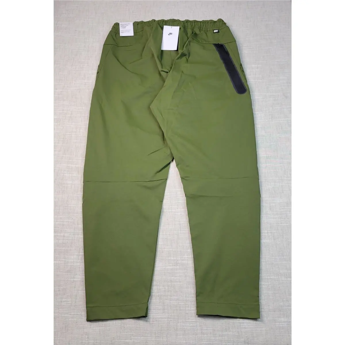 Nike clothing - nike tech - tech - DR9101-326 - Green Black 1
