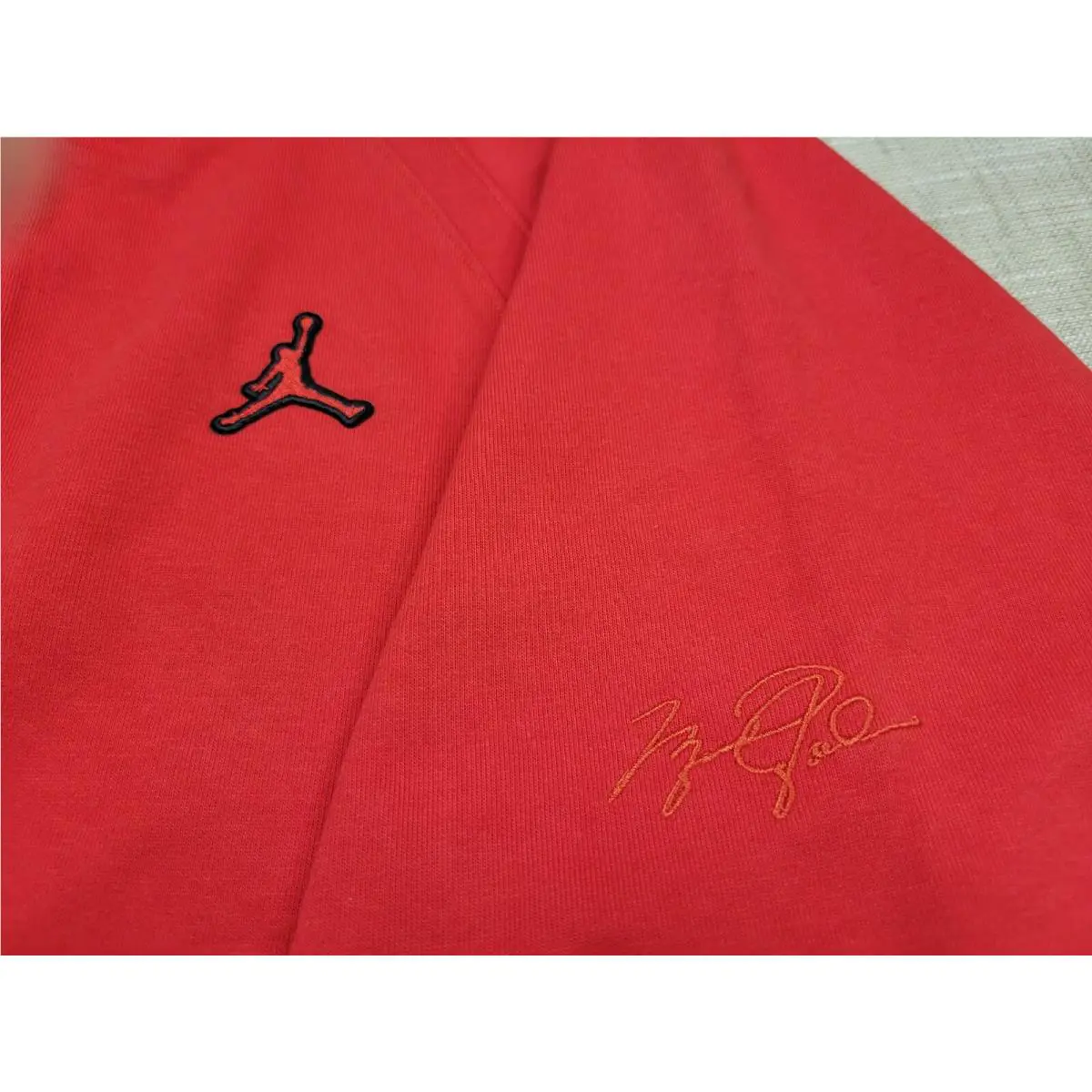 Nike clothing - Red Black 3