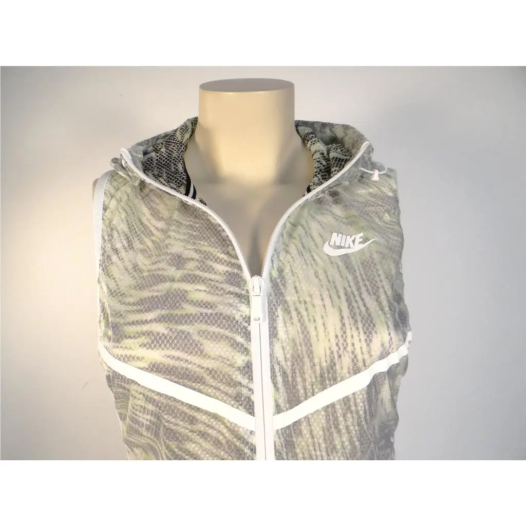 Nike clothing - Volt, Gray, White 8