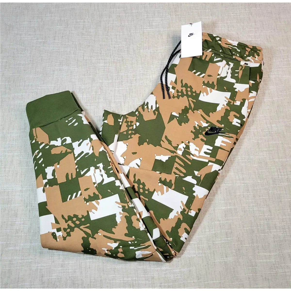 Nike clothing - Nike NSW Tech Fleece - NSW Tech Fleece - DM6472-072 - Green Brown Camouflage 11