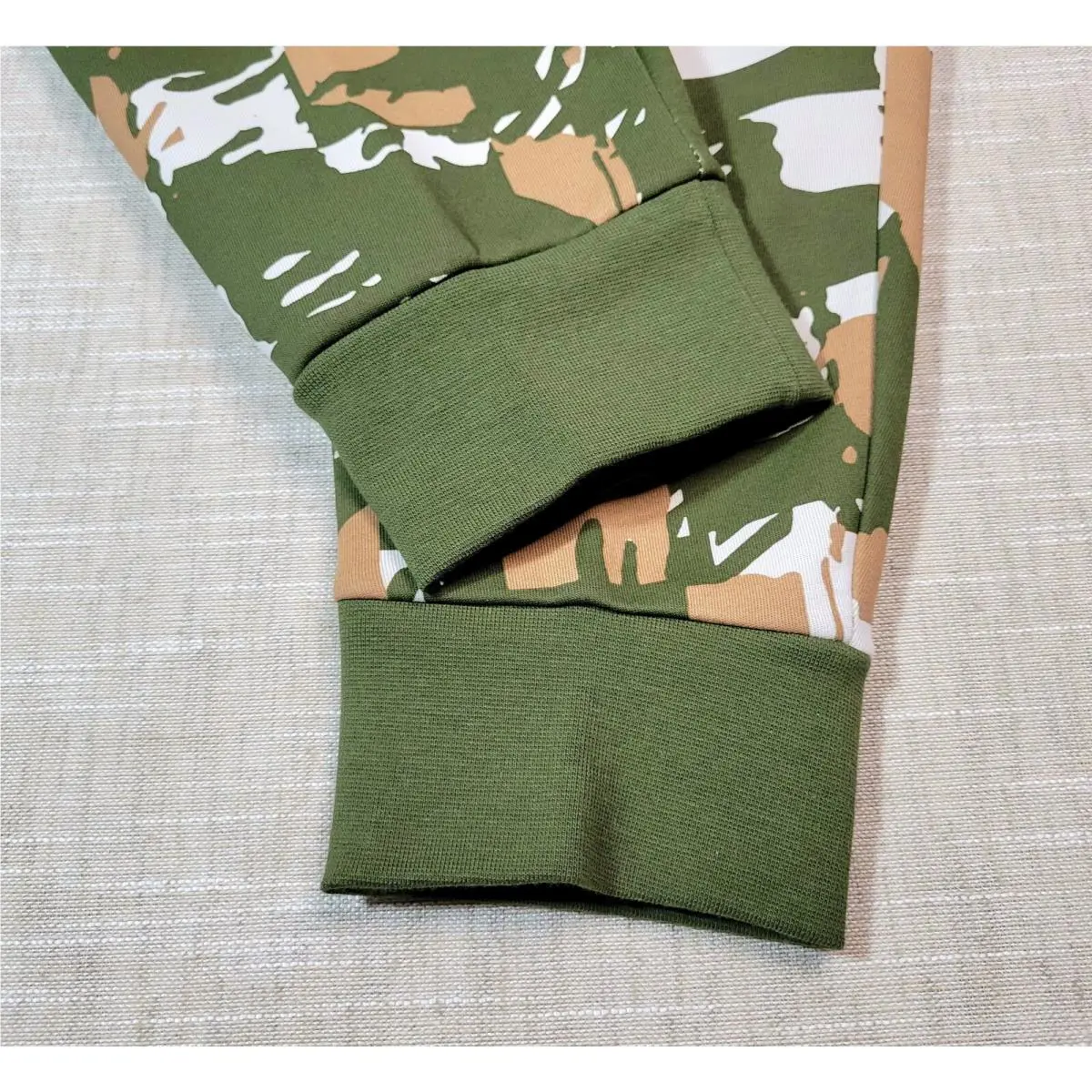 Nike clothing - Nike NSW Tech Fleece - NSW Tech Fleece - DM6472-072 - Green Brown Camouflage 17