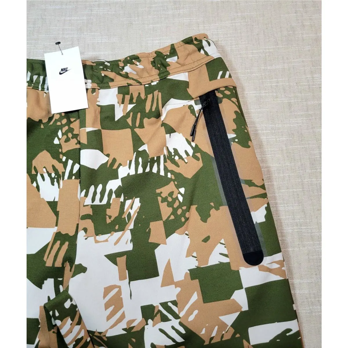 Nike clothing - Nike NSW Tech Fleece - NSW Tech Fleece - DM6472-072 - Green Brown Camouflage 16