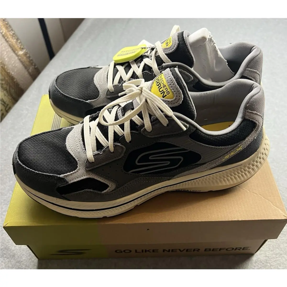 Skechers shoes - GO RUN CONSISTENT 2.0 - RUN CONSISTENT - 220872-CCBK - Black 0