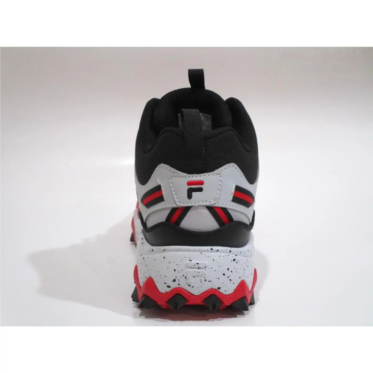 Fila shoes - FILA Oakmont Tr - Oakmont - 1JM01276-014 - Black/Gray/Red 2