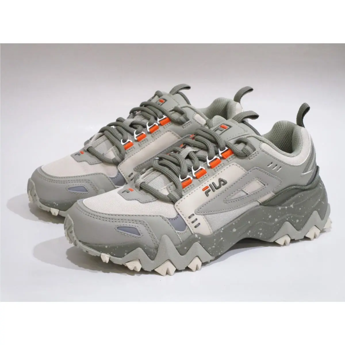 Fila shoes - Fila Oakmont TR - Oakmont - 5JM01566-101 - Multicolor 4