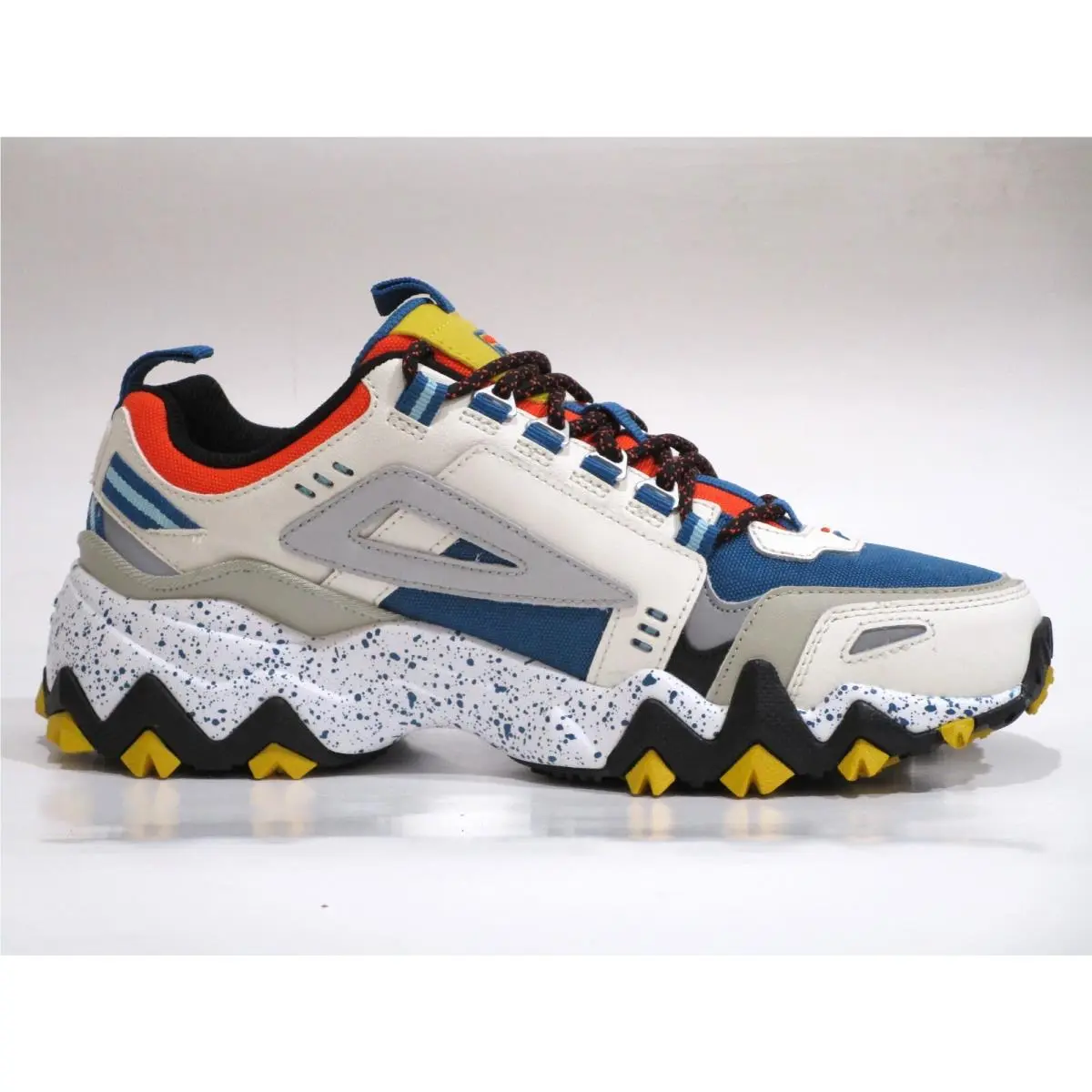 Fila shoes - FILA Oakmont Tr - Oakmont - 1JM01565-423 - Multicolor 1
