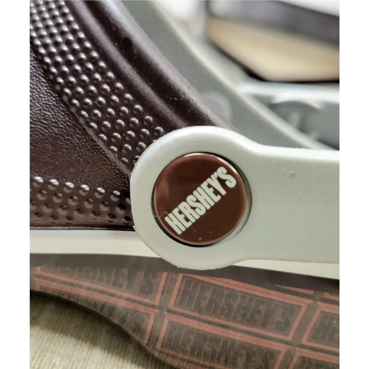 Crocs shoes - CROCS Hershey `s - Hershey - Brown Silver 9