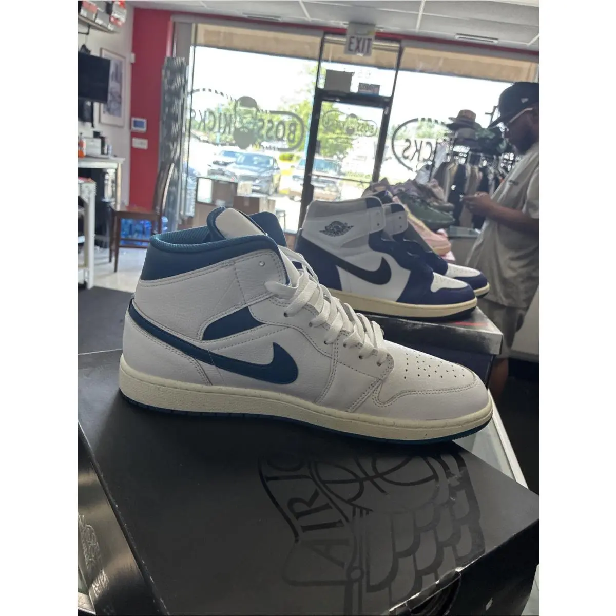 Nike shoes - Air Jordan 1 Mid SE - FN5215-141 - Blue 9