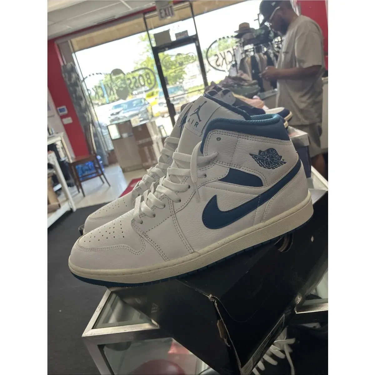 Nike shoes - Air Jordan 1 Mid SE - FN5215-141 - Blue 16
