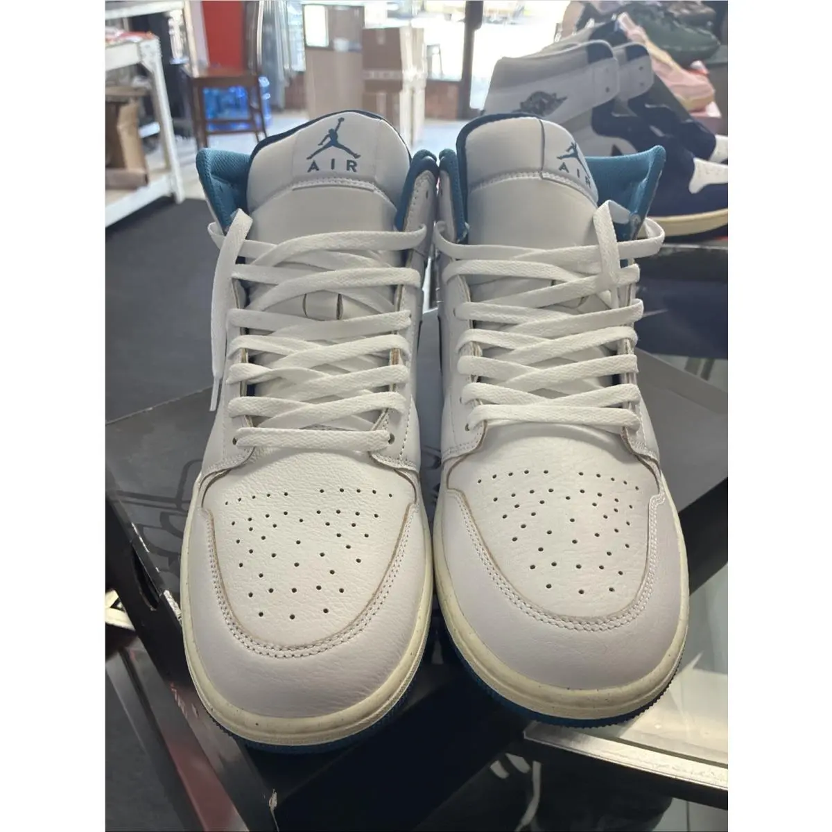 Nike shoes - Air Jordan 1 Mid SE - FN5215-141 - Blue 1