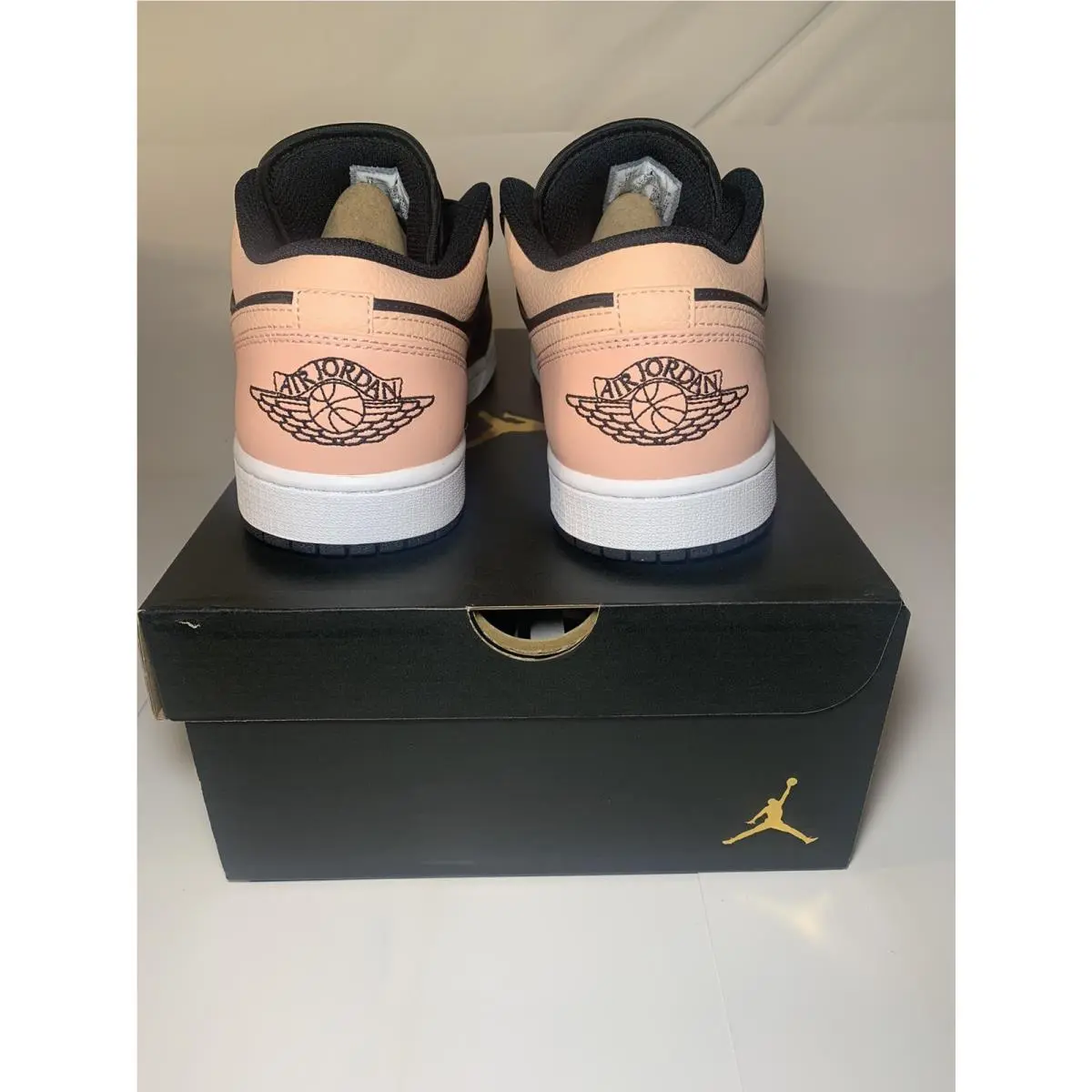 Nike shoes - Nike Air Jordan 1 - Air - 553558-034 - Pink 1