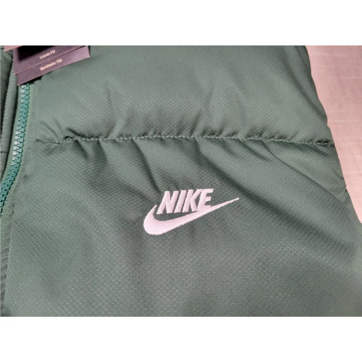 Nike clothing - Nike Sportswear Club Primaloft Puffer Vest - FB7373-323 - Green 3
