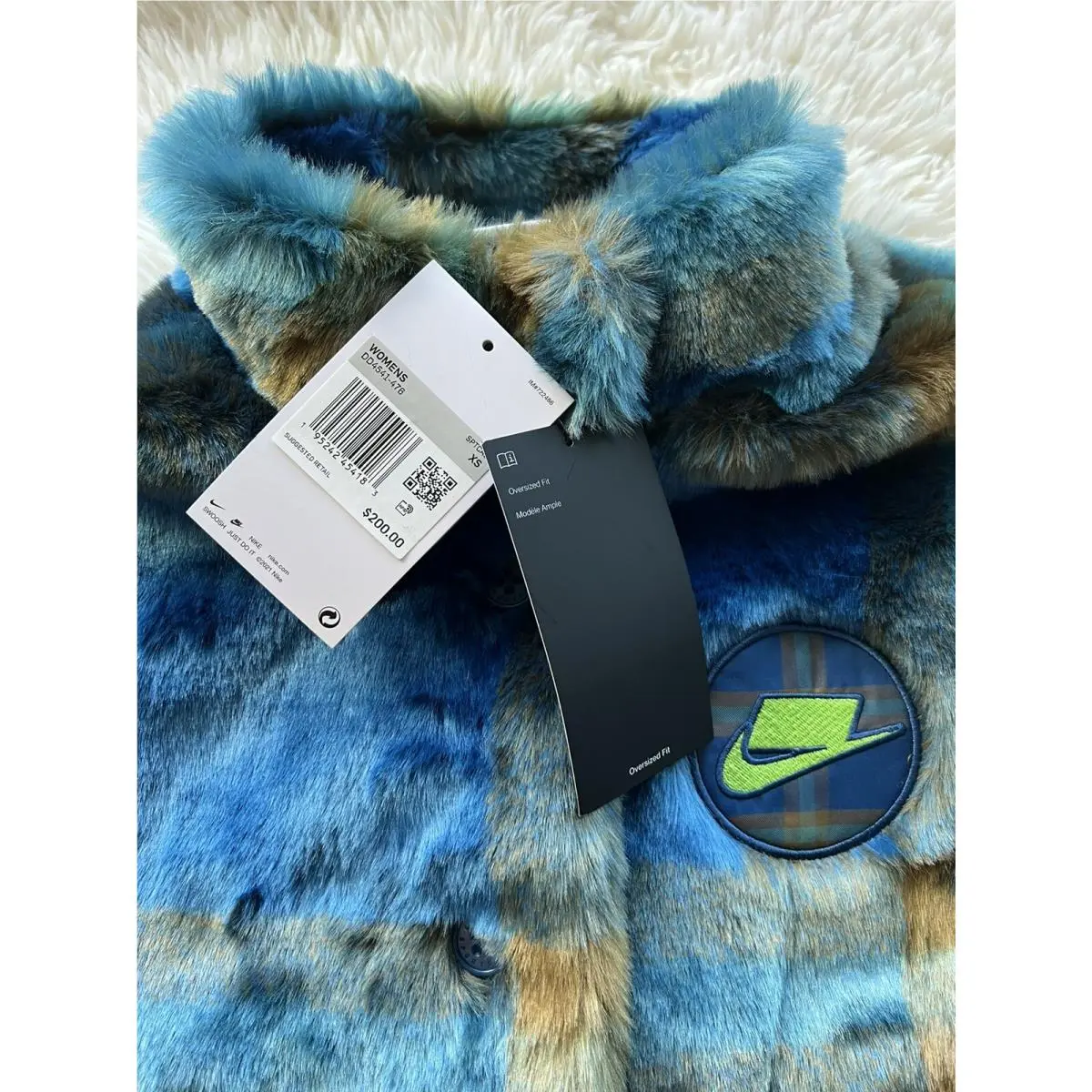 Nike clothing - Nike Sportswear Essential - Sportswear Essential - DM9202-010 - Multicolor (UPC: 195242454084) 1