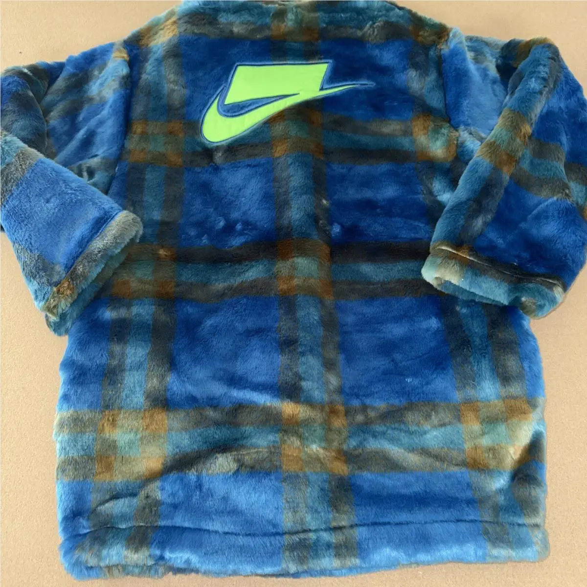 Nike clothing - Nike Sportswear Essential - Sportswear Essential - DM9202-010 - Multicolor (UPC: 195242454084) 1