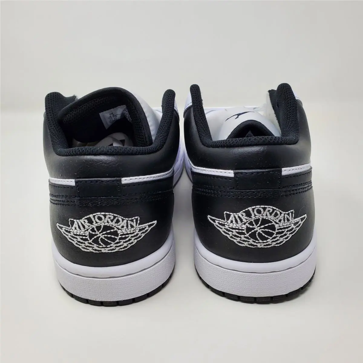 Nike shoes - Nike Air Jordan 1 Low - 553558-132 - White 1