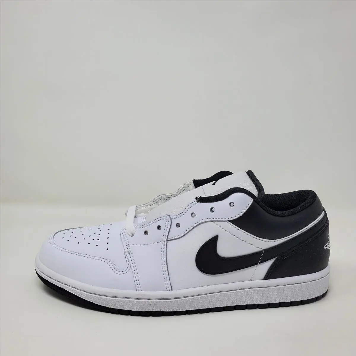 Nike shoes - Nike Air Jordan 1 Low - 553558-132 - White 3