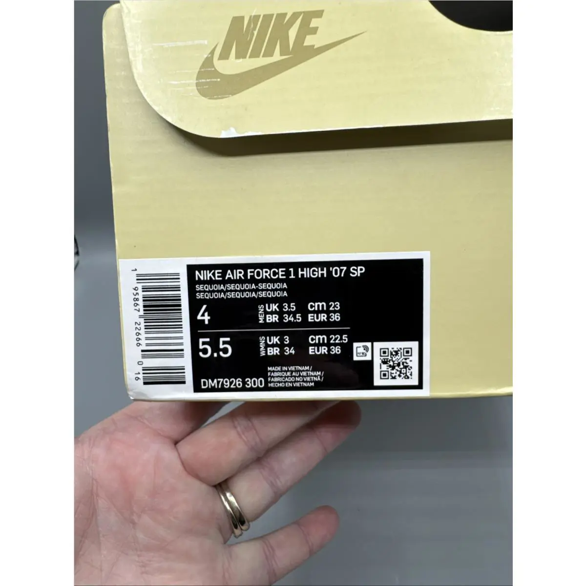 Nike shoes - Nike Air Force 1 `07 - DM7926-300 - Green 6