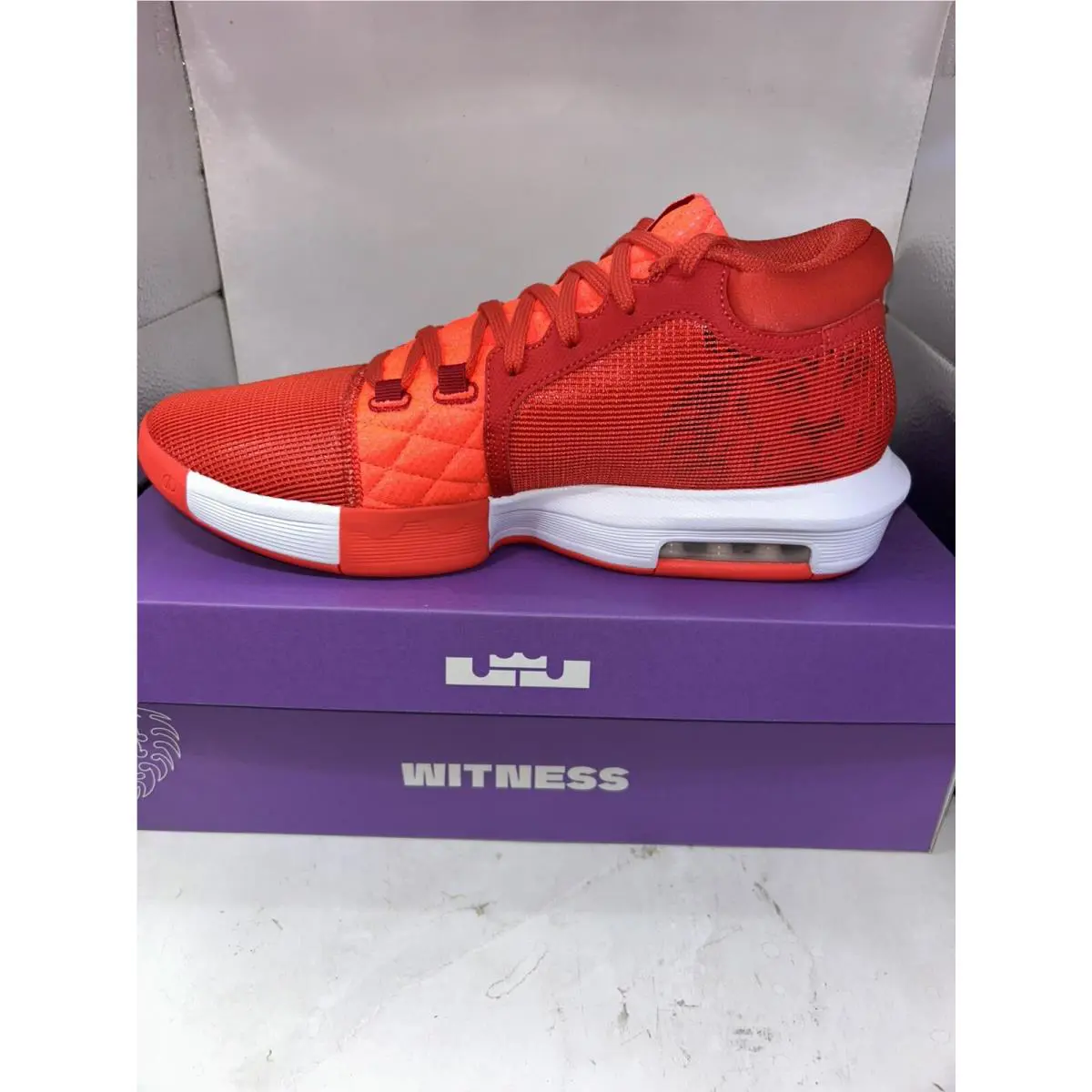 Nike shoes - Nike LeBron Witness - LeBron Witness - FB2239-600 - Red 1
