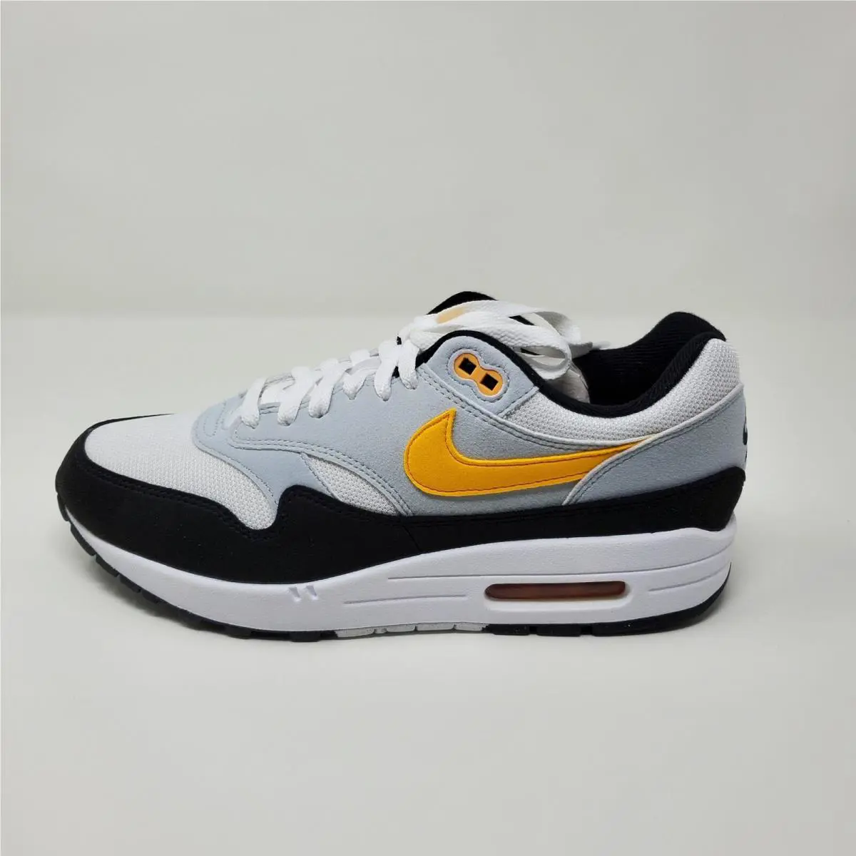 Nike shoes - Nike Air Max 1 - Air Max - FD9082-104 - White 3