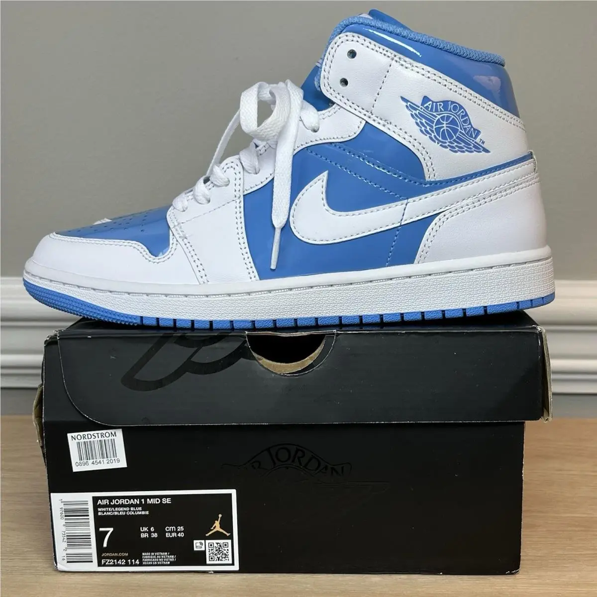 Nike shoes - Air Jordan 1 - Air - FZ2142-114 - Blue 0