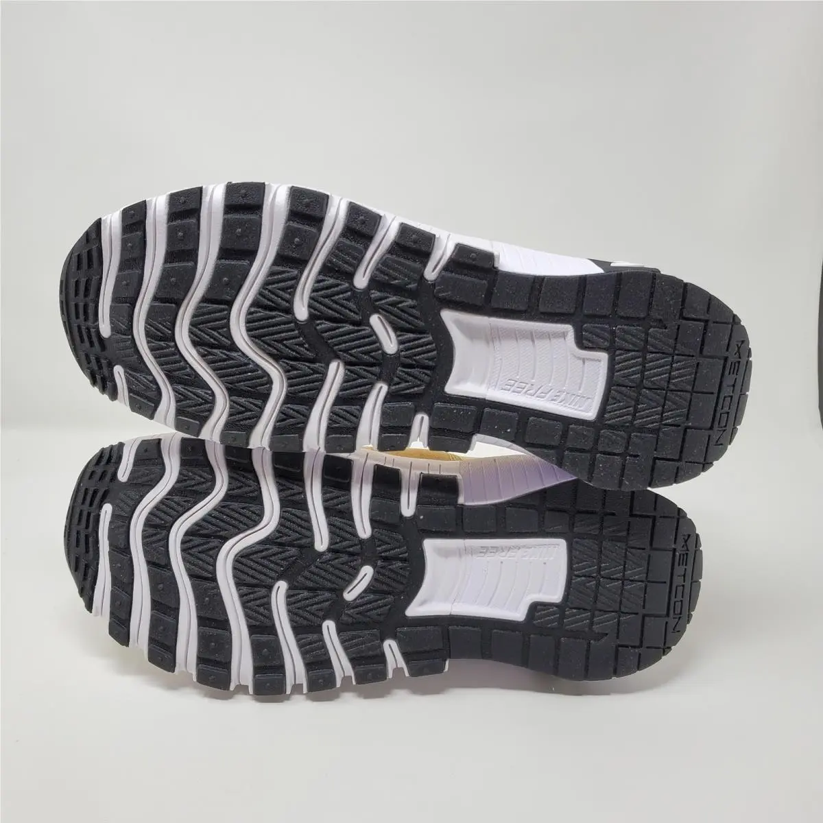 Nike shoes - Nike Free Metcon 6 - Free Metcon - HM3754-701 - Gold 6