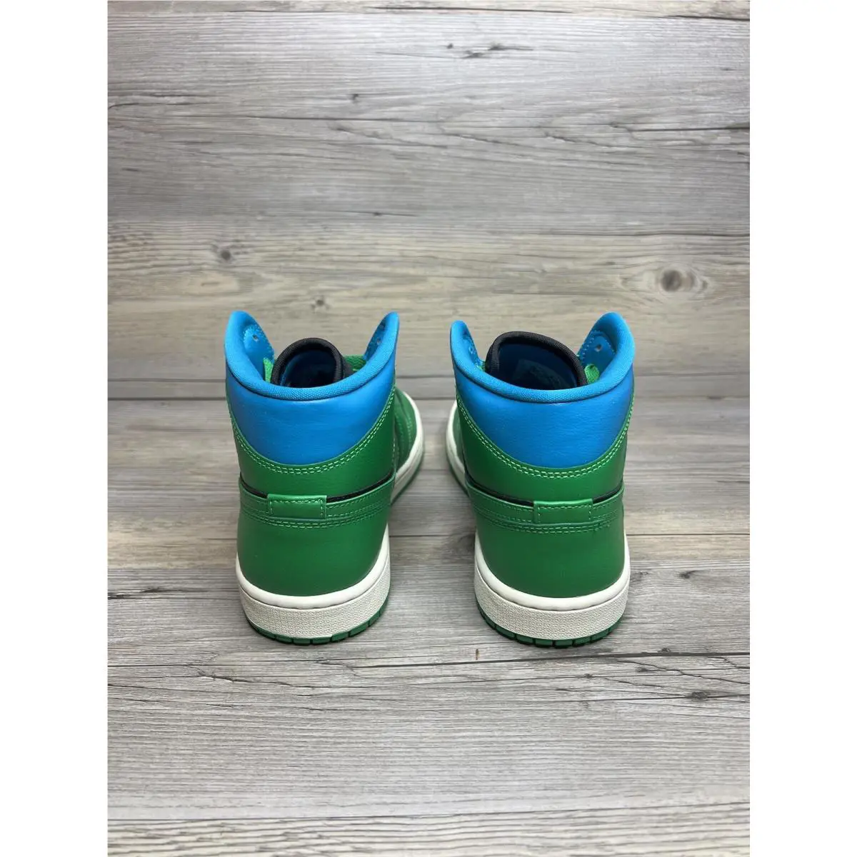 Nike shoes - Nike Air Jordan 1 - Air - BQ6472-033 - Green (UPC: 196604359405) 5