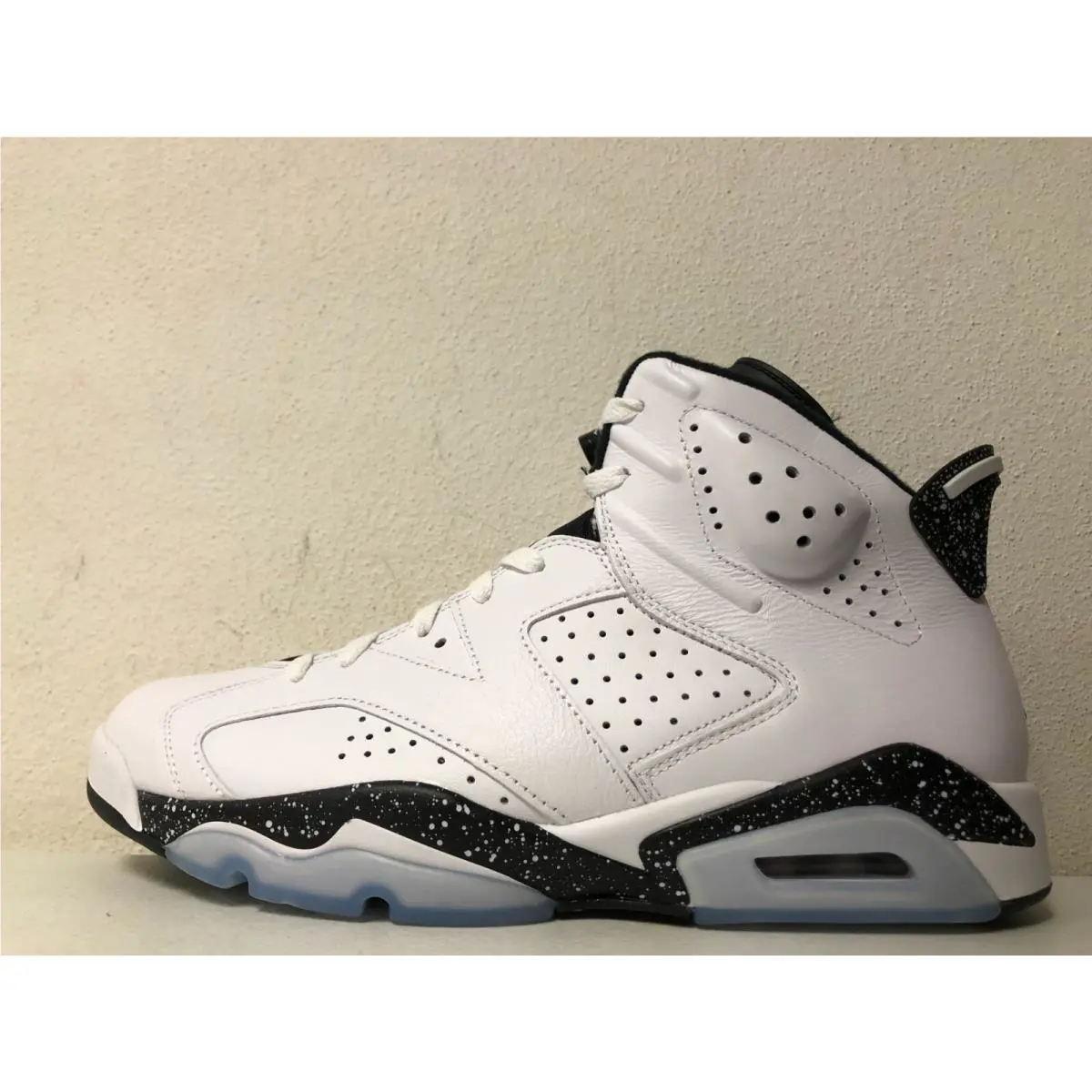 Nike shoes - Air Jordan 6 Retro - Air Retro - CT8529-112 - White/Black (UPC: 197593826824) 0