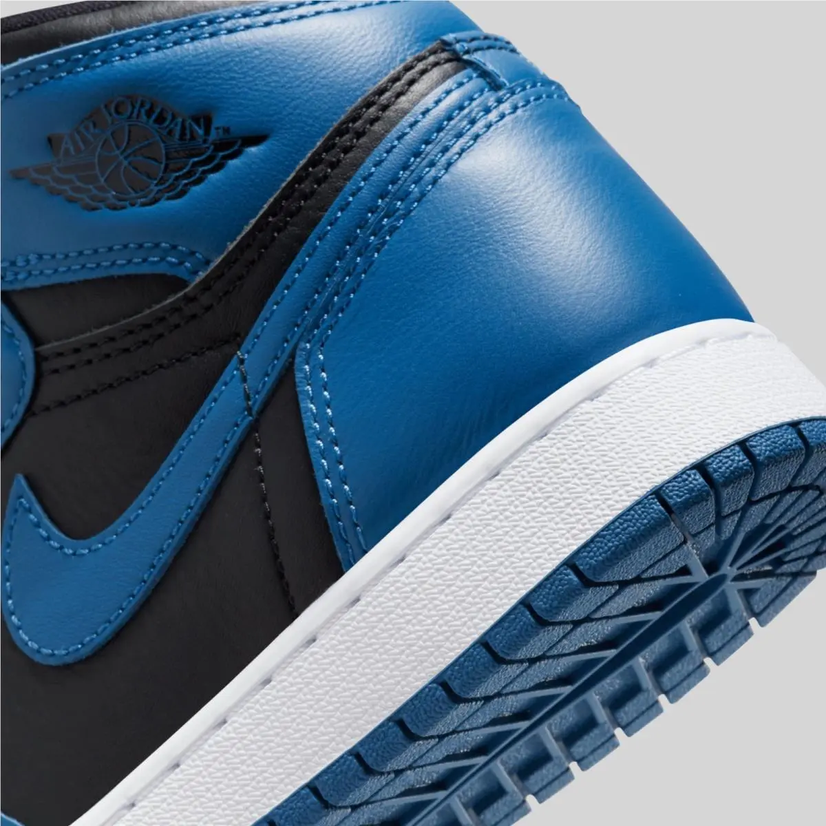 Nike shoes - Air Jordan 1 - Air - 575441-404 - Blue 6