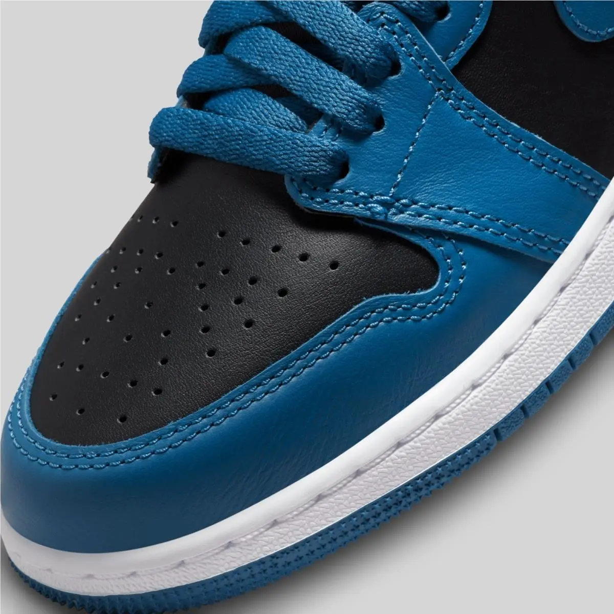 Nike shoes - Air Jordan 1 - Air - 575441-404 - Blue 5