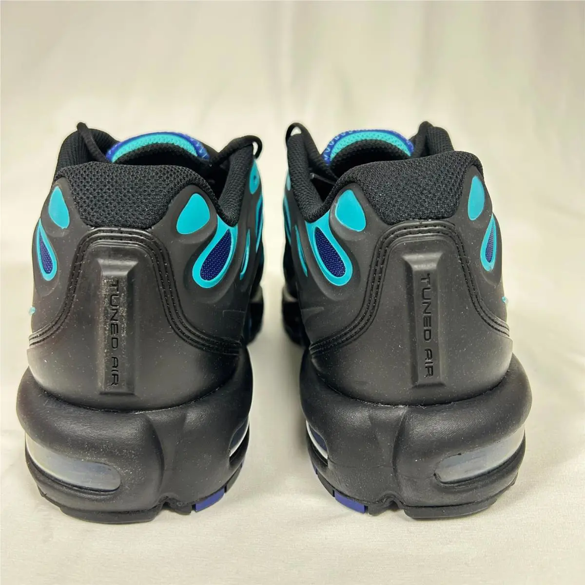 Nike shoes - Nike Air Max Plus Drift - FD4290-011 - Blue 4