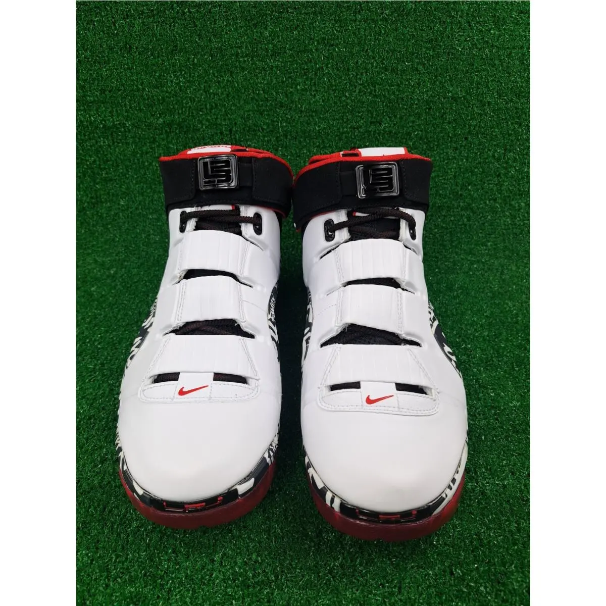 Nike shoes - Nike Zoom LeBron 4 - Zoom LeBron - DJ4888-100 - White 3