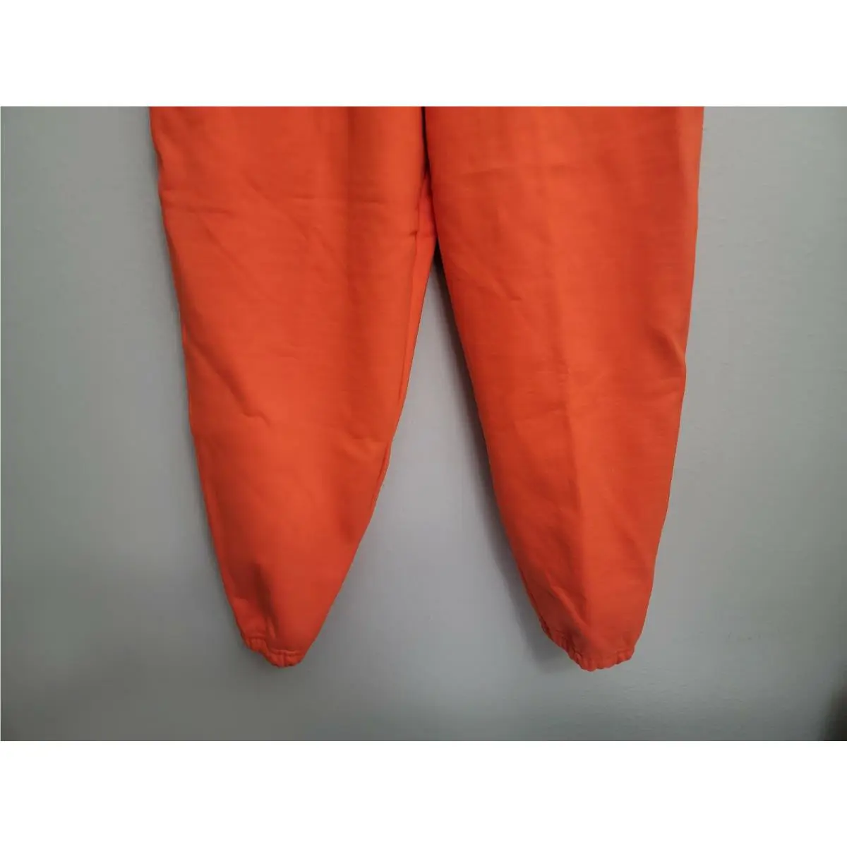 Nike clothing - Made In The USA - Made The USA - CQ4005-891 - Team Orange (UPC: 193655306617) 1
