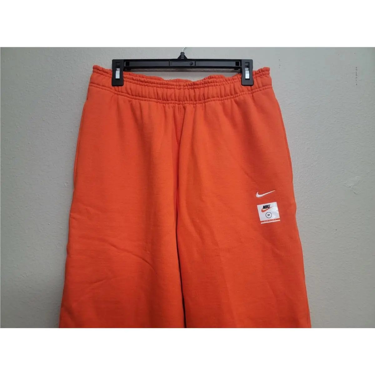 Nike clothing - Made In The USA - Made The USA - CQ4005-891 - Team Orange (UPC: 193655306648) 0