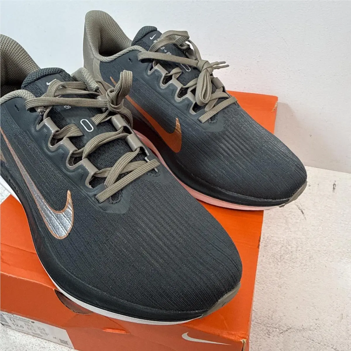 Nike shoes - Nike Air Winflo 9 - Air Winflo - DD8686-005 - Gray Metallic Copper (UPC: 00196151884887) 9