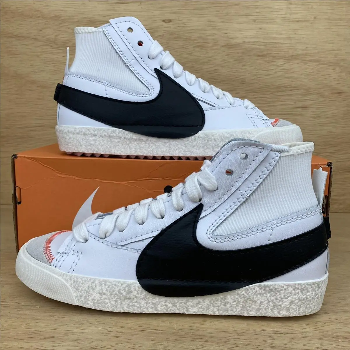 Nike Blazer Mid 77 ‘jumbo Swoosh’ Women Sz 10.5-Mens Sz 9 Shoe White Black