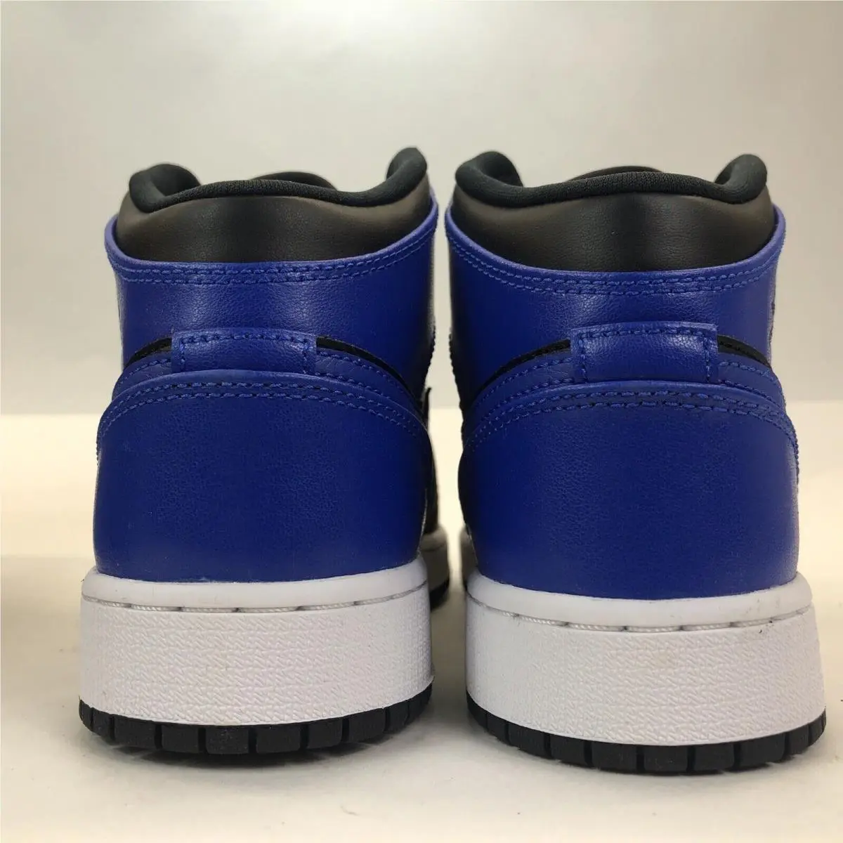 Nike shoes - Air Jordan 1 - Air - 554725 077 - Blue, Manufacturer: Black/ Hyper Royal Blue White 17