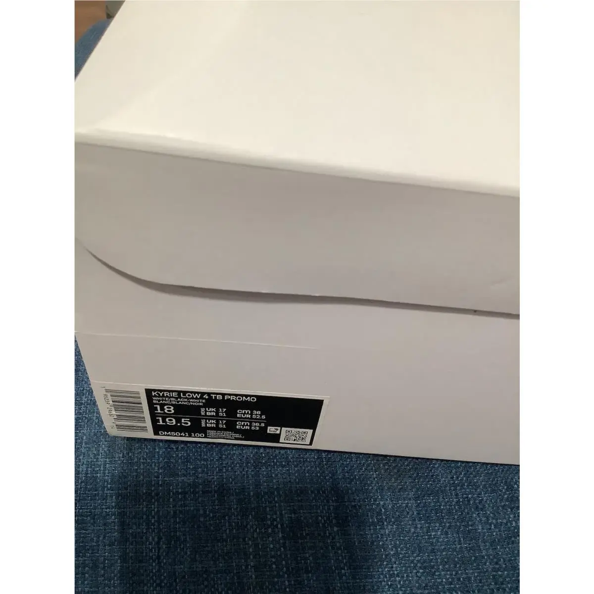 Nike shoes - Nike Kyrie Low - Kyrie Low - DM5041100 - White 1