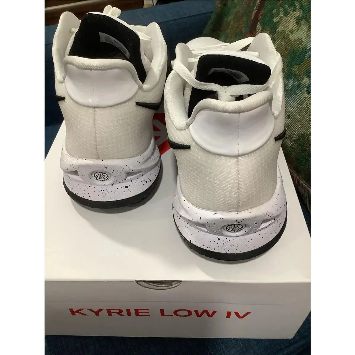 Nike shoes - Nike Kyrie Low - Kyrie Low - DM5041100 - White 5