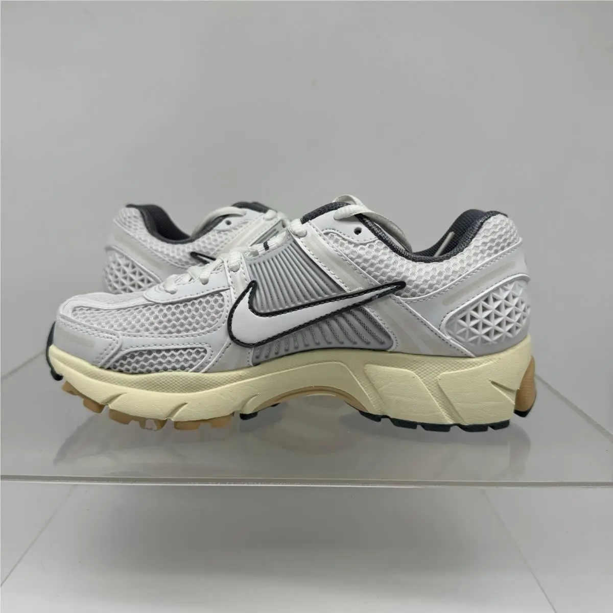 Nike shoes - Zoom Vomero 5 - Zoom Vomero - FJ2028-101 - White 2