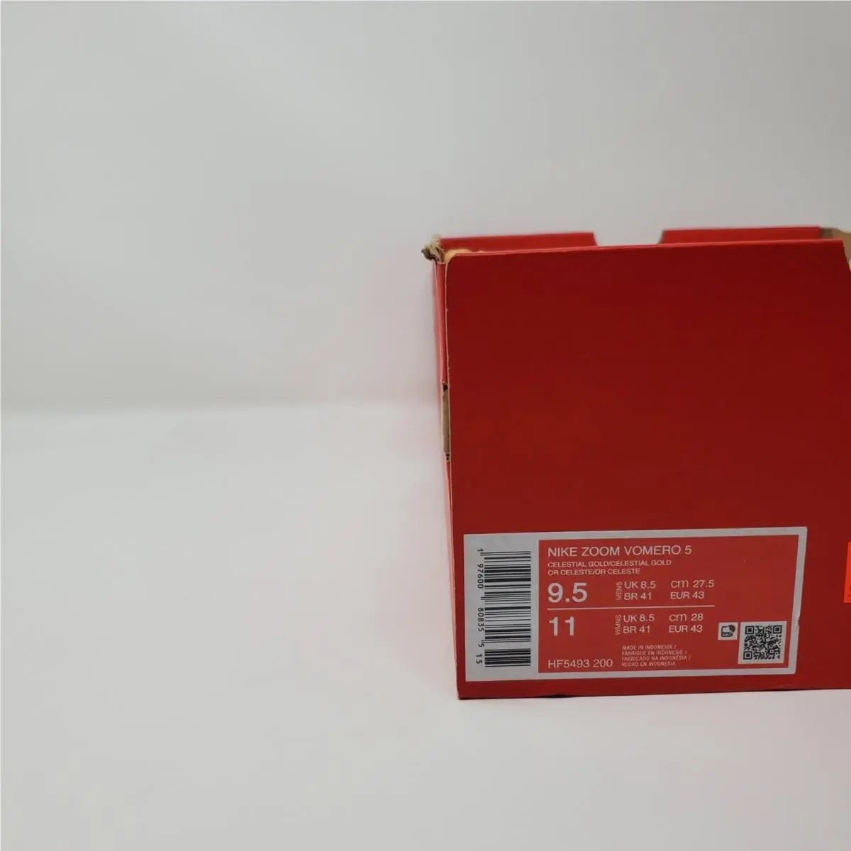 Nike shoes - Nike Air Zoom Vomero 5 - HF5493-200 - Gold 9