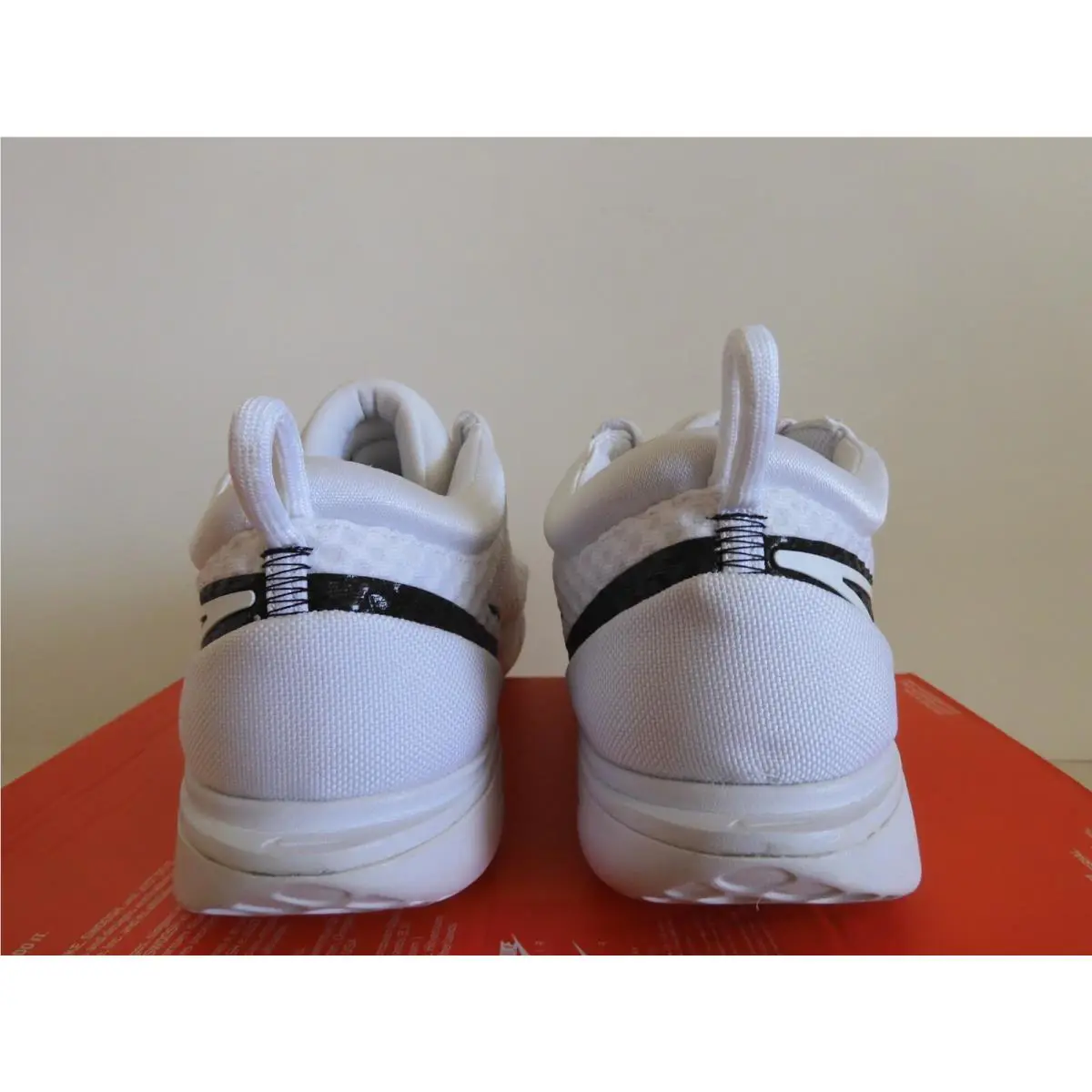 Nike shoes - Nike Zoom Court - Zoom Court - DH0618-100 - White (UPC: 195866315624) 2