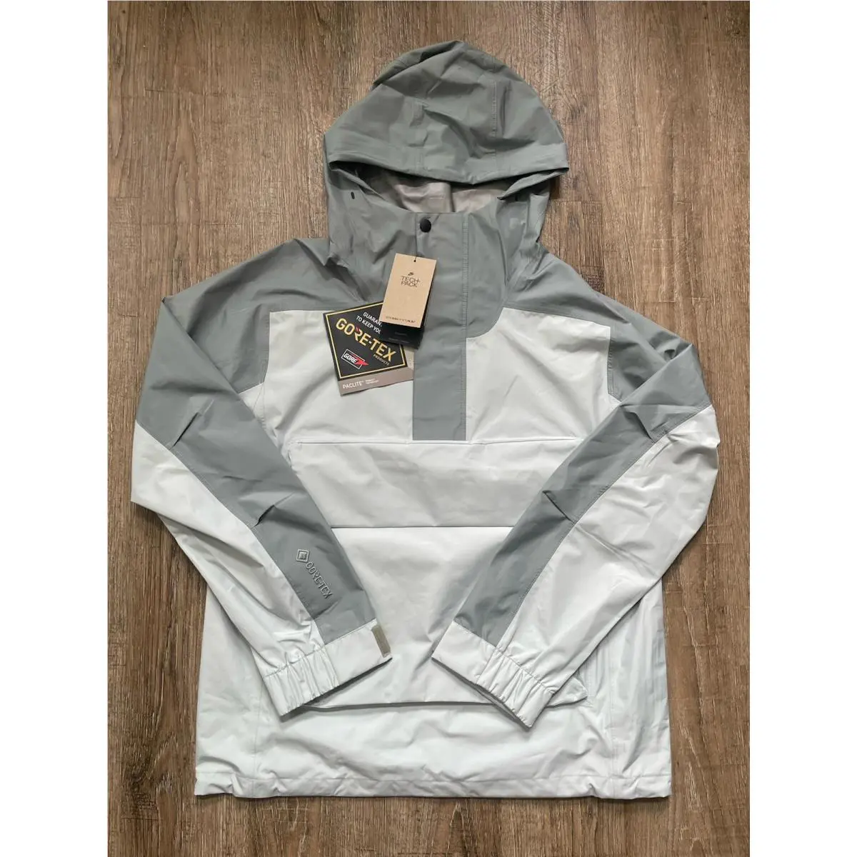 Nike clothing - DV9981330 - DV9981330 - Mica Green/Light Silver/Mica Green 4